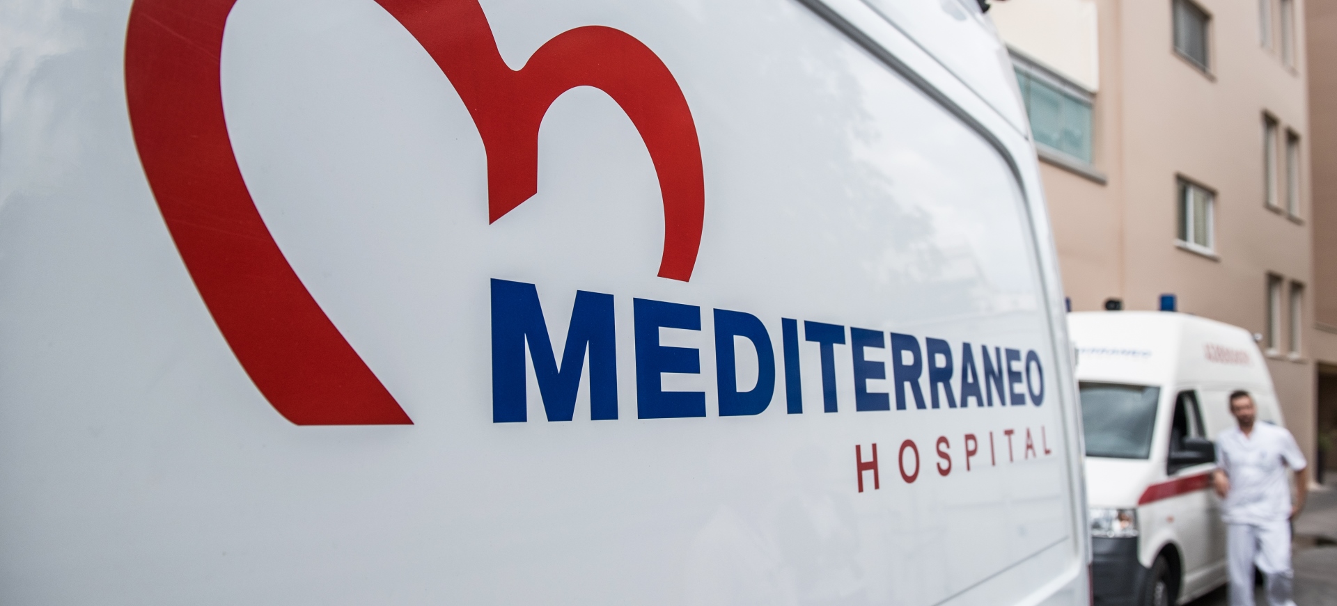 ambulance banner - Ambulance services