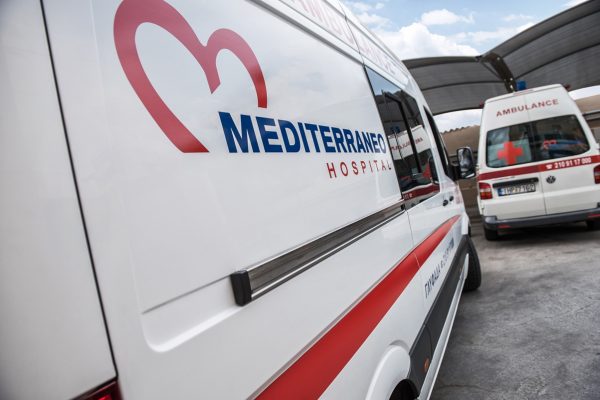 michalinos 1069sm 600x400 - Ambulance services