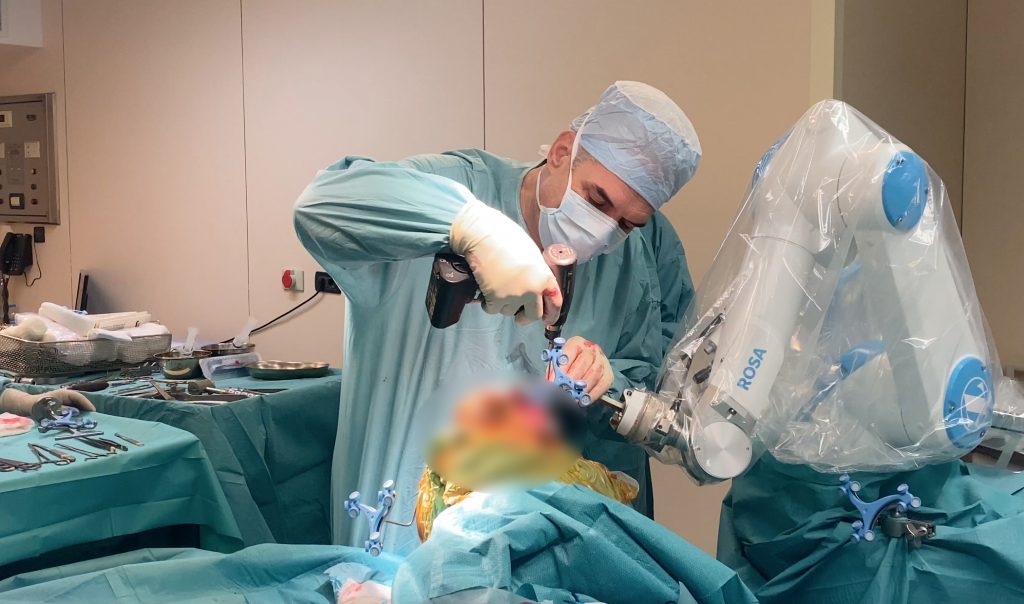 ROSA ROBOTIC SURGERY DR DARMANIS 1024x604 - &Delta;&eta;&mu;&omicron;&sigma;&iota;&epsilon;ύ&mu;&alpha;&tau;&alpha;